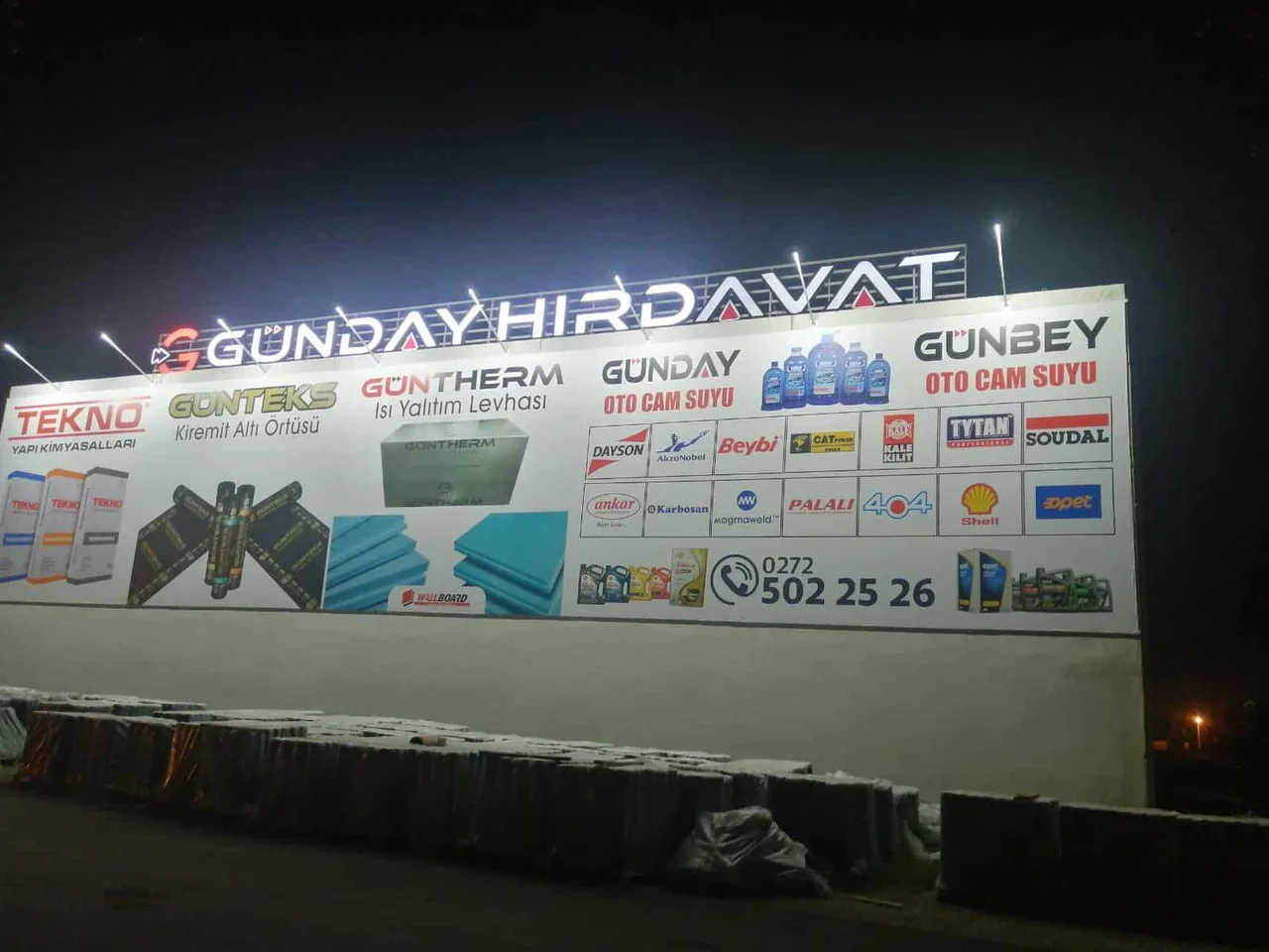 Afyon cephe giydirme — Bender Reklam üretimi ve montajı (2)