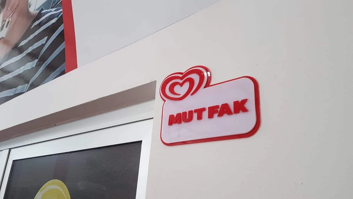 Afyon yönlendirme tabelası — Bender Reklam üretimi ve montajı (1)